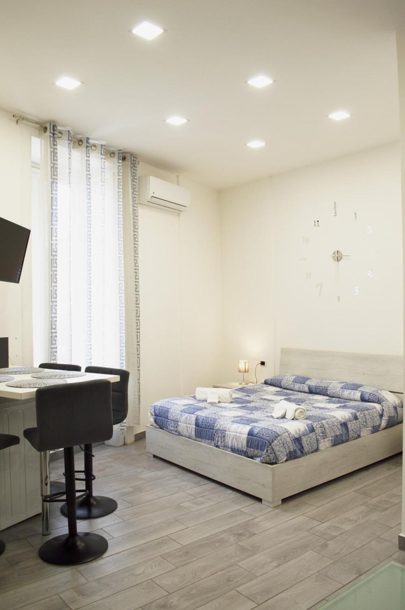 O Sole Mio Apartment เนเปิลส์ ภายนอก รูปภาพ